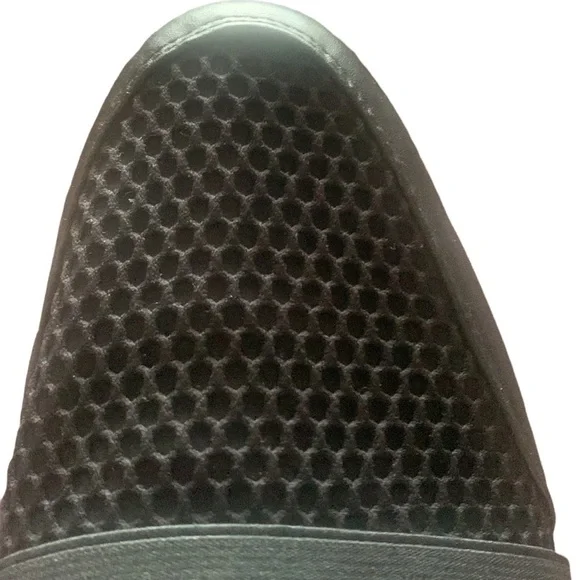 STEVE MADDEN SNEAKERS - Picture 10 of 11